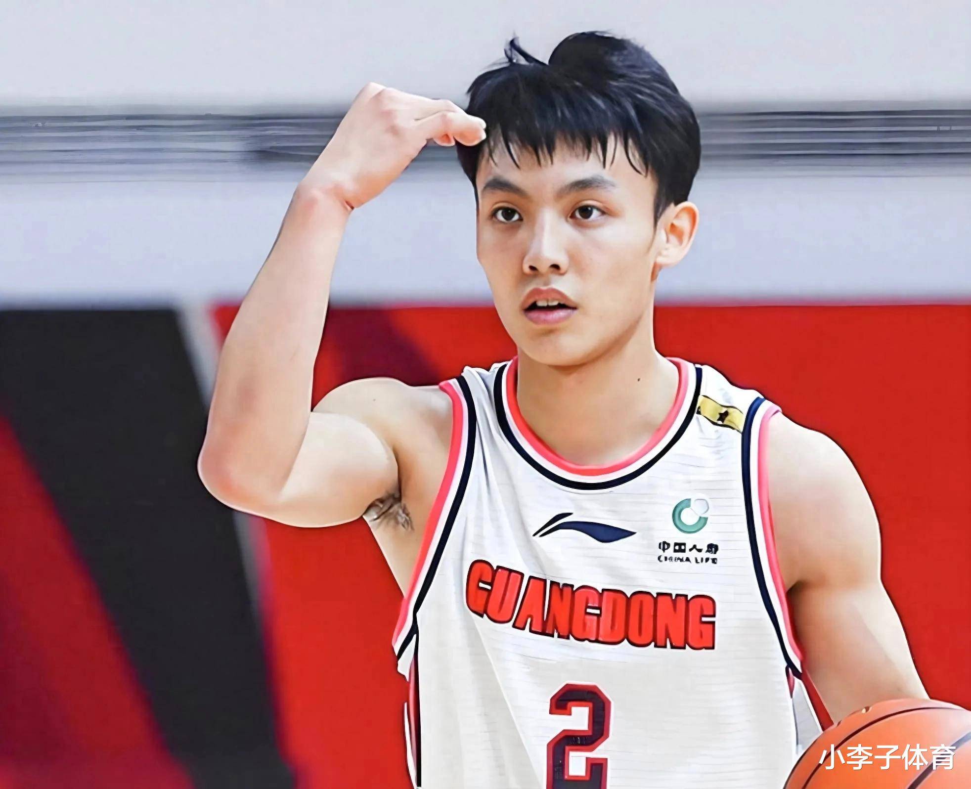 强度拉满！广东男篮分享队员全场5v5训练片段