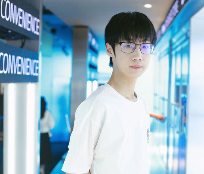 开云体育官网-关于WB3-0UUG：梓墨关键团天神下凡，双方鏖战28分钟WB拿赛点33亮71回复王者荣耀的信息