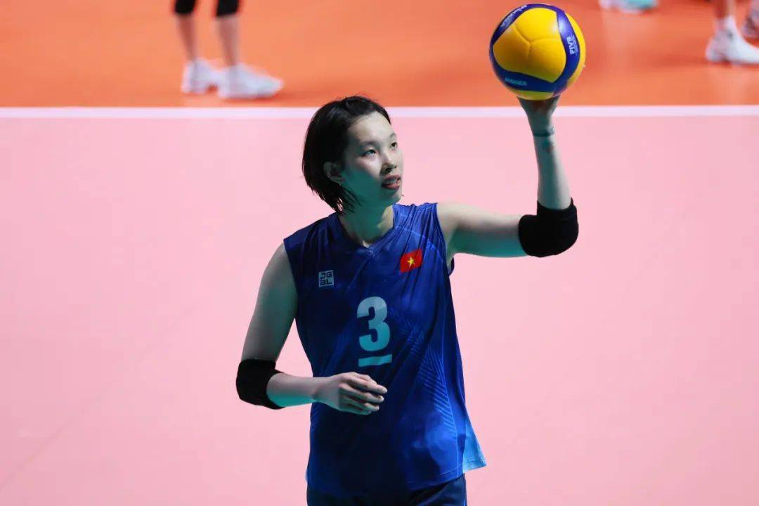 关于女排休战查漏补缺!吴李恢复关键期美国站直面名额之争的信息