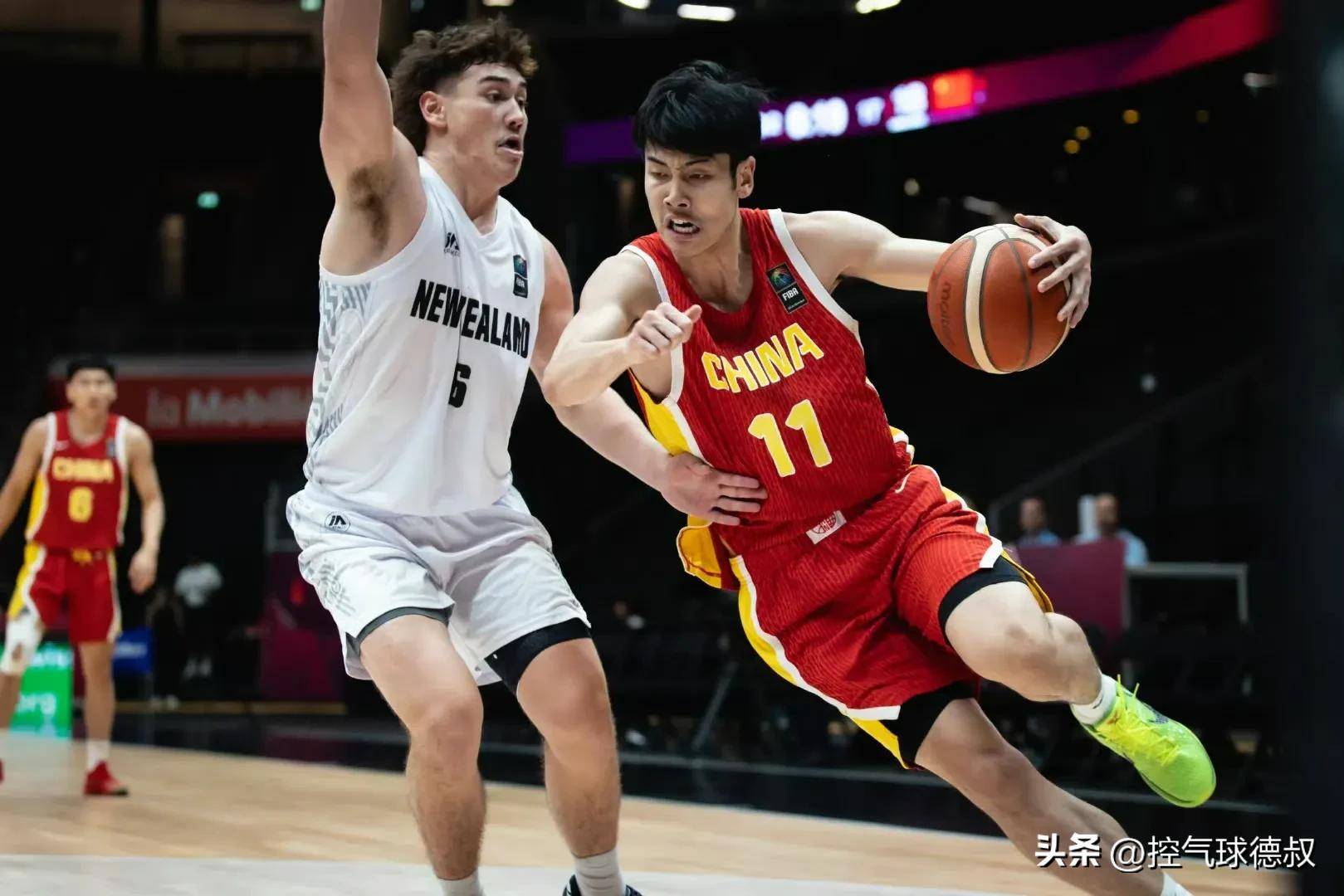 包含FIBA更新男篮亚预赛实力榜中国男篮仅列第8的词条