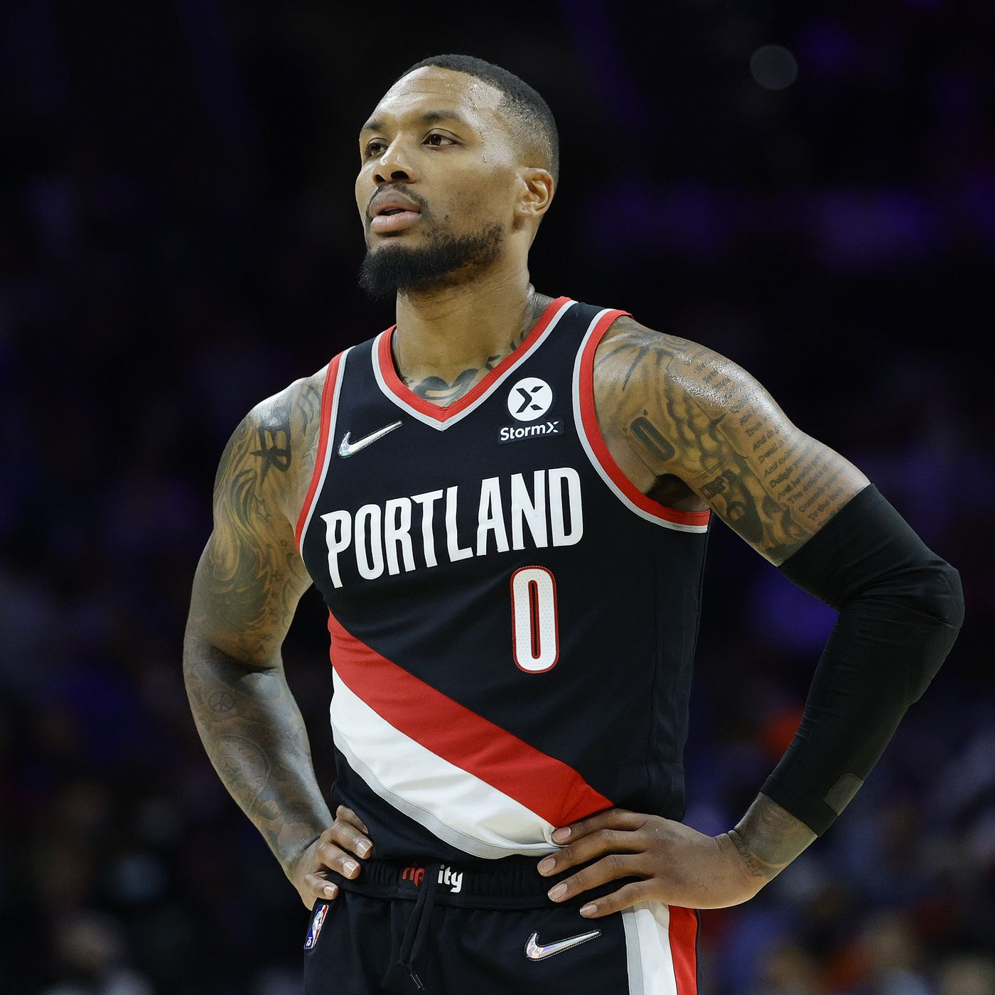 包含利拉德更推：Ripcityyyyyyyyyyyyyyy！！！@开拓者的词条